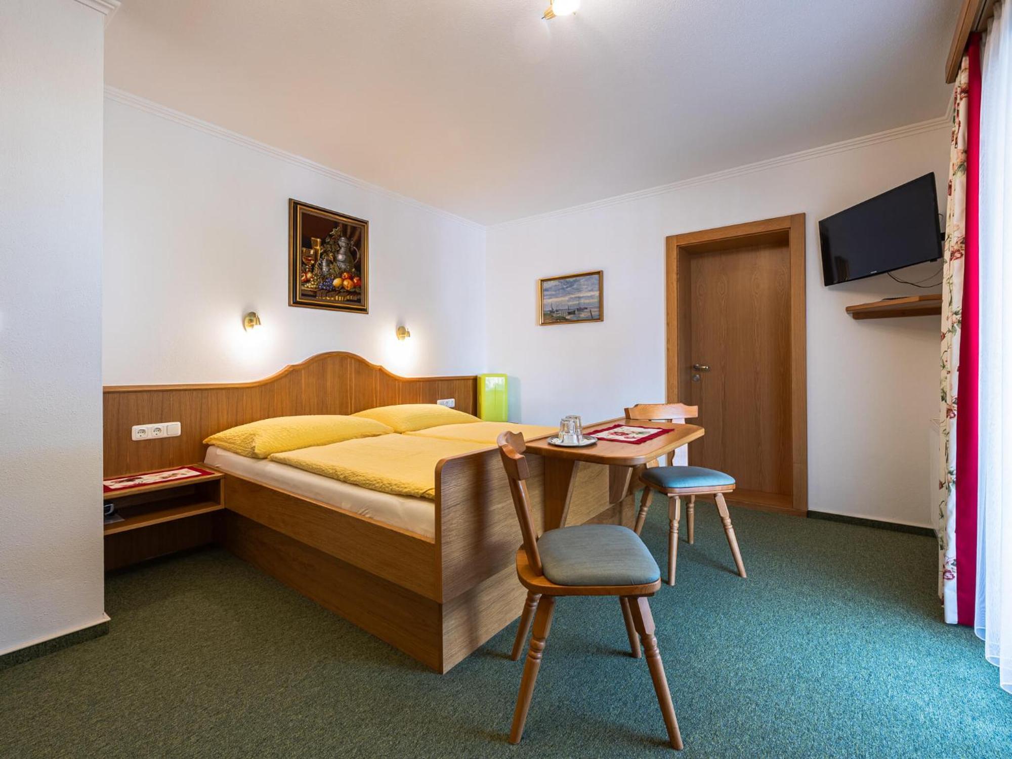 Gaestehaus Bleiweis-Zehentner Zell am See Exterior photo